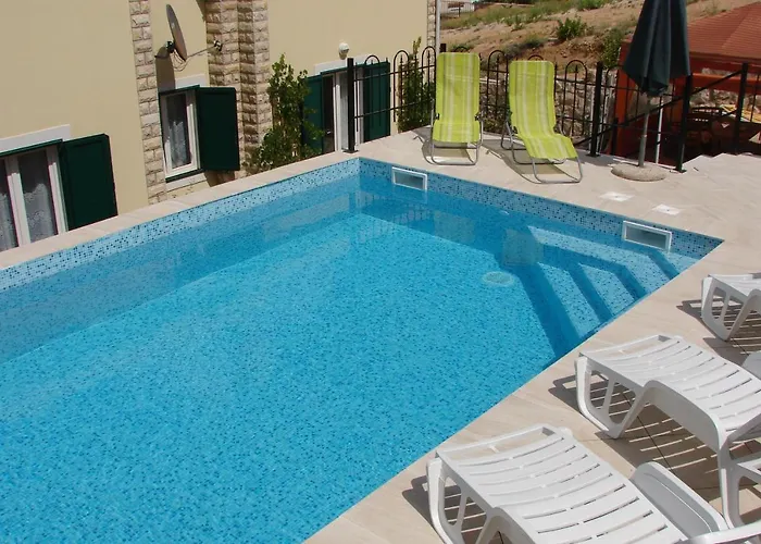 Family Friendly With A Swimming Pool Pag - 12795