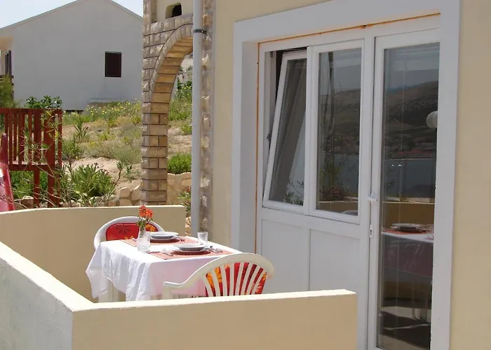 Family Friendly With A Swimming Pool Pag - 12795 Appartamento Pag Town