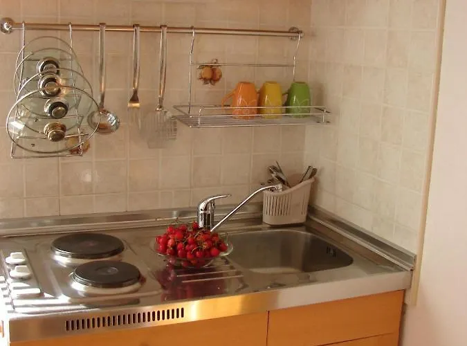 Family Friendly With A Swimming Pool Pag - 12795 Appartamento Pag Town